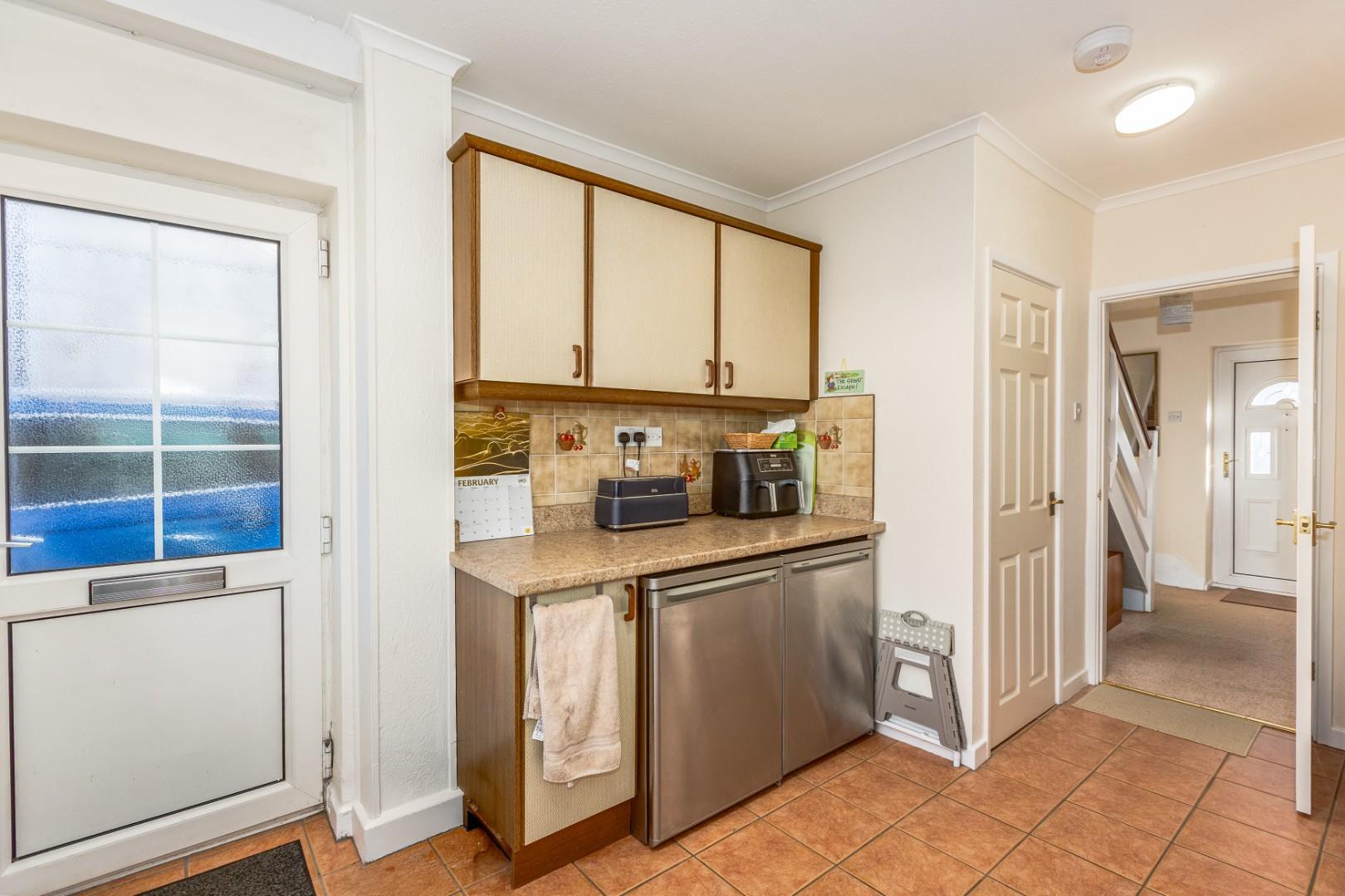 Eastlands Park, Bishopston, Swansea, SA3 3DG